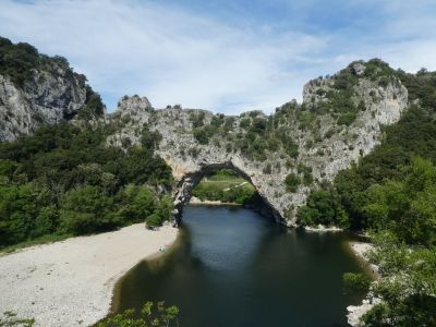 Vue Pont Arc 2