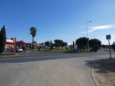 Croisement entrée Auchan