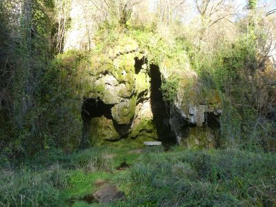 Vue grotte Pétrifiante