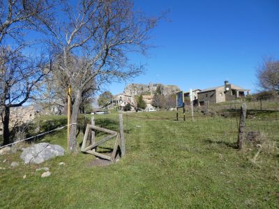 Croisement entrée Adons retour